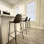 Smart Stays - Pristine 3Bd Oasis In Chicago #1R